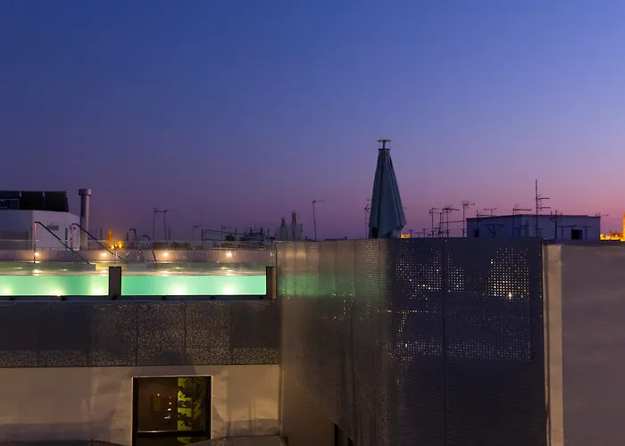 Hotel Macia Sevilla Kubb