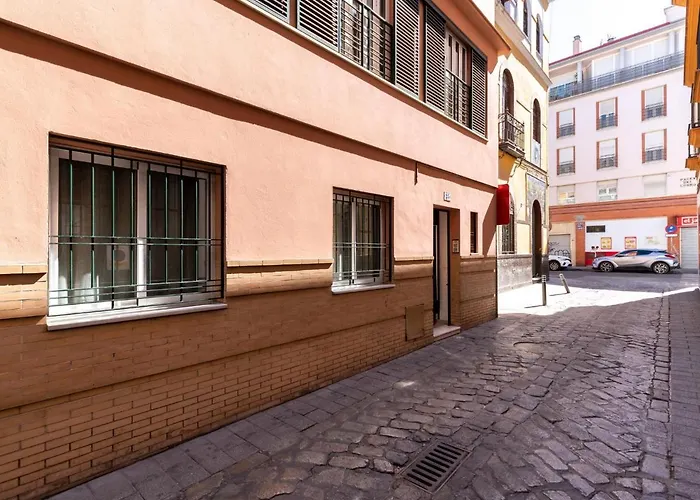 Hotel cerca del colegio: Holi-Rent Antillano Campos